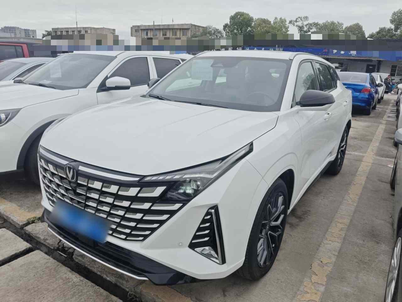 长安UNI-Z 2025款 1.5T 尊贵型(2)