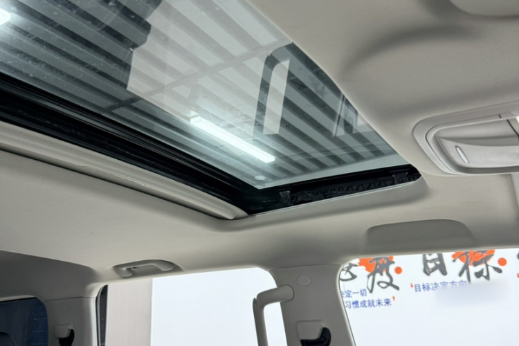 坦克300 2024款 2.0T 征服者局部细节22