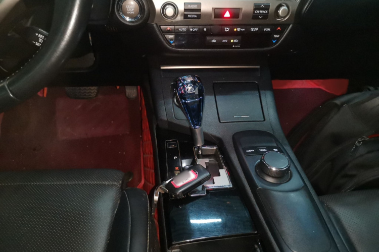 雷克萨斯ES 2014款 250 精英版局部细节18