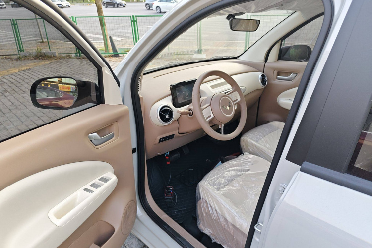 五菱汽车 宏光MINIEV 2025款 四门版 进阶款中控内饰20