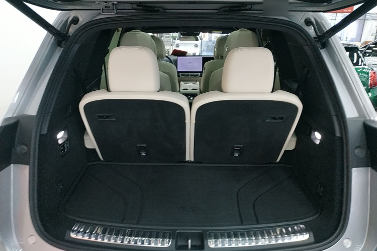 理想汽车 理想L8 2023款 Pro局部细节23