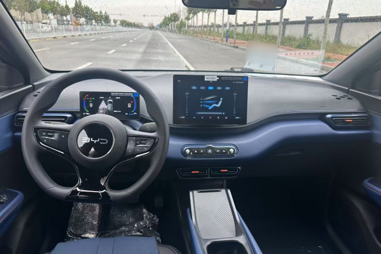 比亚迪 海鸥 2025款 智驾版 305km 活力版中控内饰7002