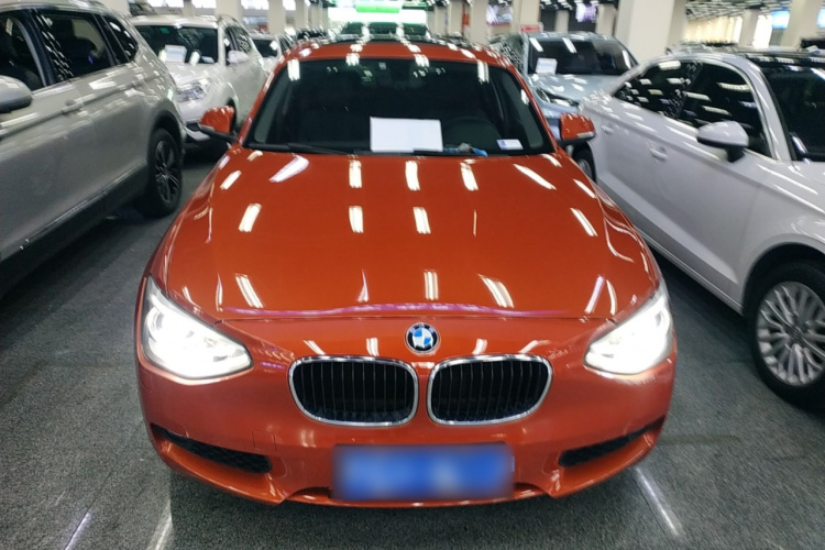 宝马1系(进口) 2013款 改款 118i 领先型车身外观2