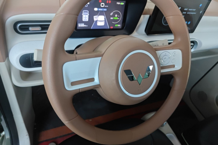 五菱汽车 宏光MINIEV 2024款 第三代 215km 青春版中控内饰13