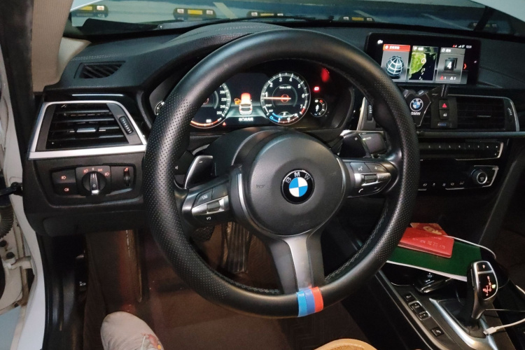 宝马3系 2018款 320Li 领先型M运动套装中控内饰13