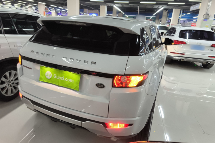 路虎 揽胜极光 2015款 2.0T 五门锐动版车身外观7