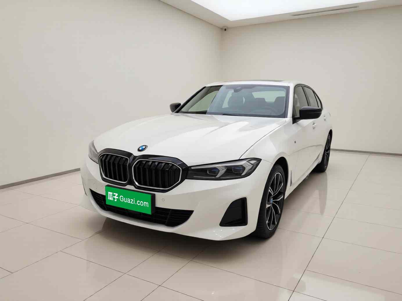 宝马i3 2023款 eDrive 40 L 曜夜套装(2)