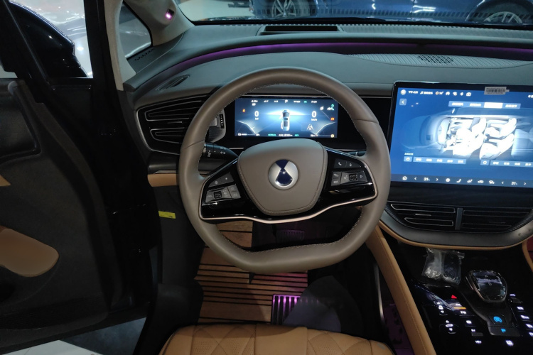 腾势D9 2024款 DM-i 980 四驱旗舰型局部细节13