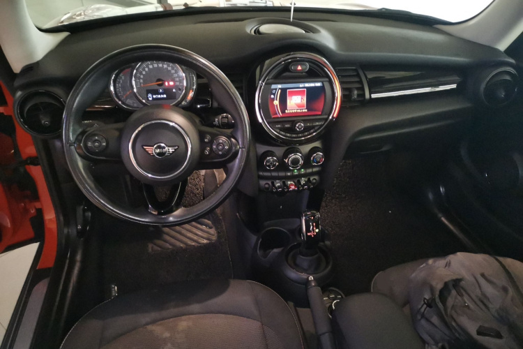 MINI 2018款 1.5T ONE PLUS中控内饰12