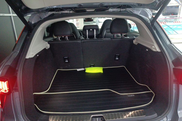 领克01 2019款 2.0T 两驱耀Pro版 国VI局部细节23