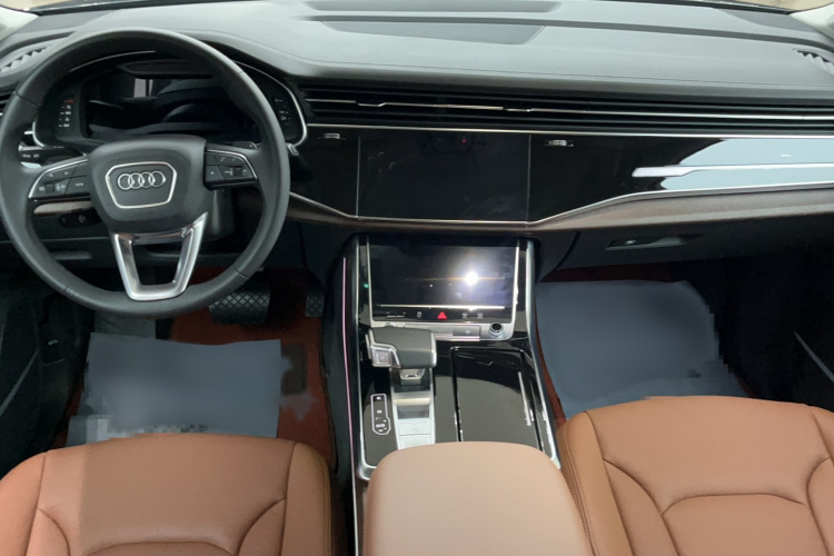 奥迪Q7 2023款 55 TFSI quattro S line运动型中控内饰7003