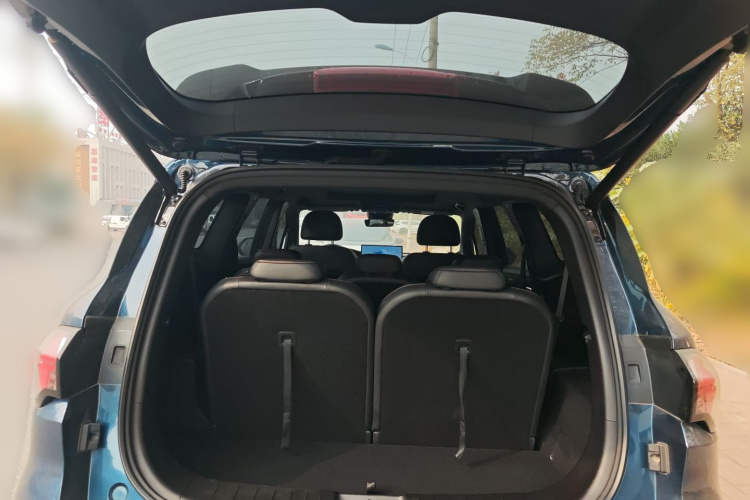 吉利汽车 豪越L 2024款 2.0T DCT旗舰型中控内饰23