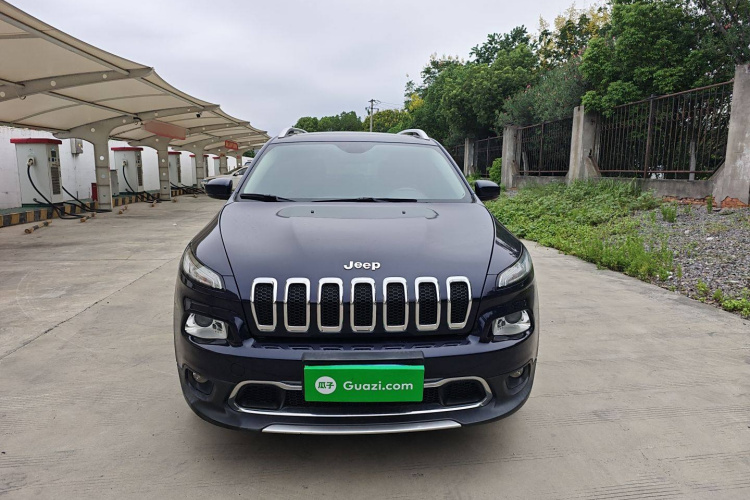 Jeep 自由光 2017款 2.4L 领先智能版车身外观6001