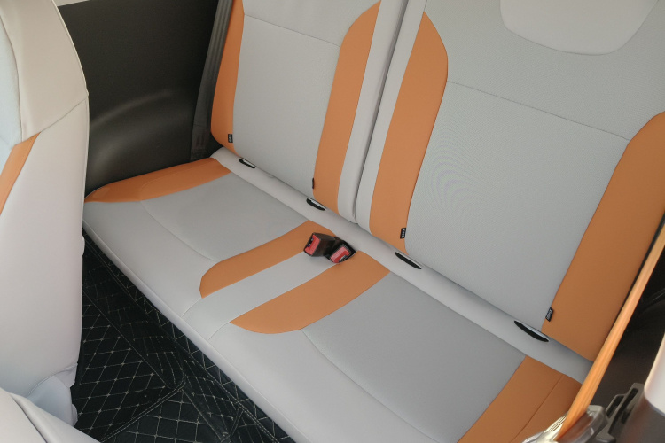 长安启源 长安Lumin 2023款 205km 香沁款中控内饰21