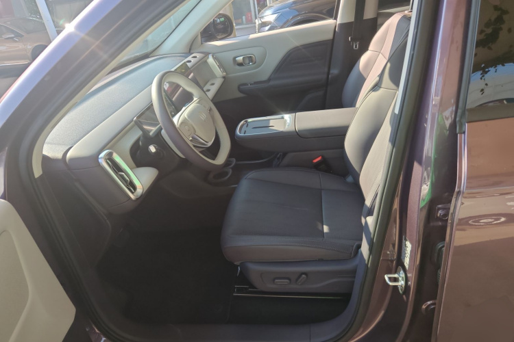 零跑汽车 零跑B10 2025款 510激光雷达版中控内饰19