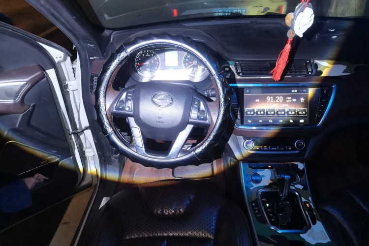 陆风X7 2015款 2.0T 全景尊贵版局部细节13