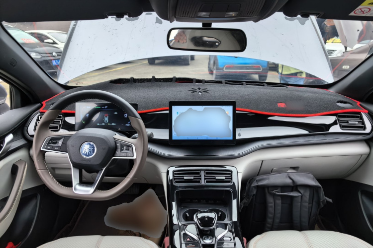 比亚迪 秦PLUS 2024款 荣耀版 DM-i 55KM领先型中控内饰12