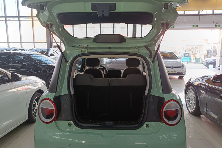 长安启源 长安Lumin 2022款 155km 清甜款机舱底盘23