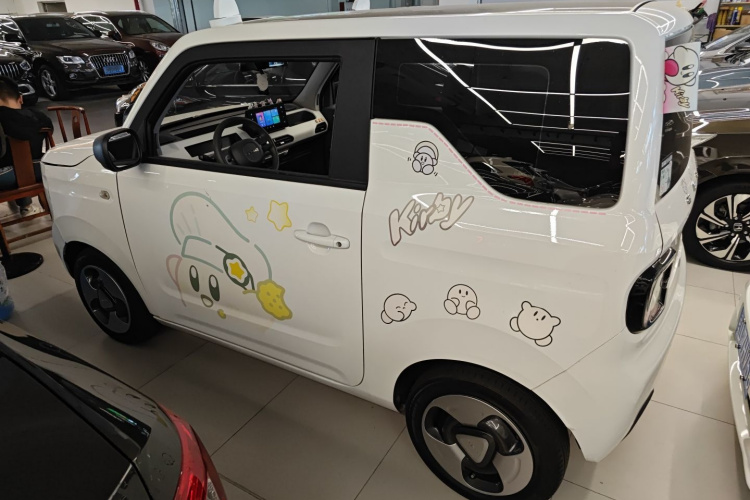 吉利银河 2023款 熊猫mini 200km 灵动熊车身外观4