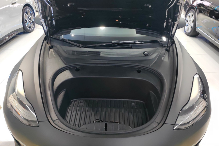 特斯拉 Model 3 2021款 标准续航后驱升级版局部细节24