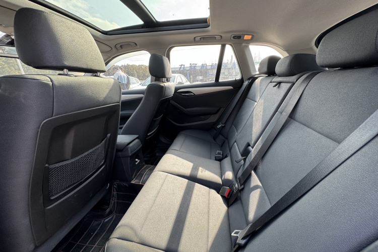 宝马X1(进口) 2012款 sDrive18i豪华型中控内饰7005