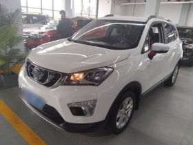 长安CS15 2016款 1.5L 自动豪华版