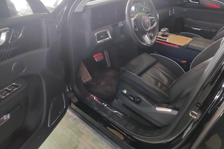 红旗E-HS9 2021款 460km 旗享版 六座中控内饰7003