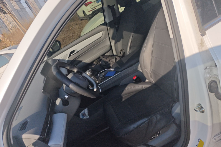 奔腾 悦意03 2025款 445km 心悦版中控内饰19