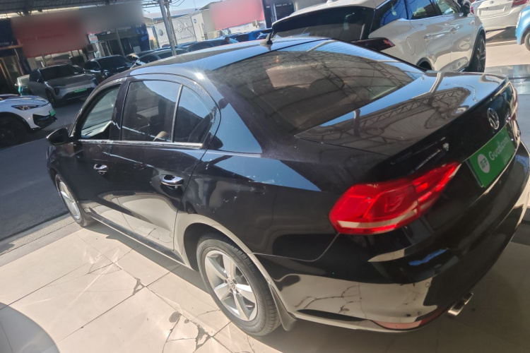 大众 朗逸 2015款 1.6L 手动风尚版车身外观4