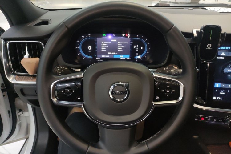 沃尔沃S60 2023款 B4 智远豪华版中控内饰13