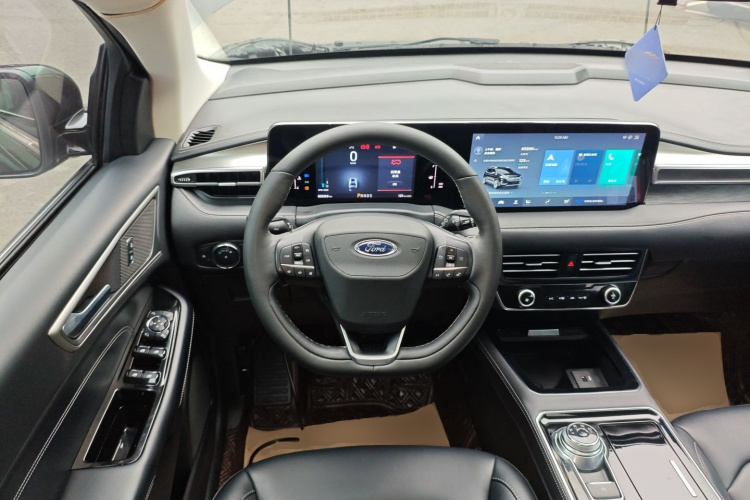 福特 锐界 2022款 PLUS EcoBoost 245 四驱铂锐型 7座中控内饰13