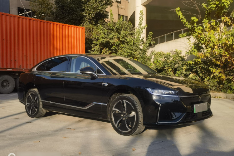 岚图汽车 岚图追光 2023款 四驱旗舰版车身外观6002