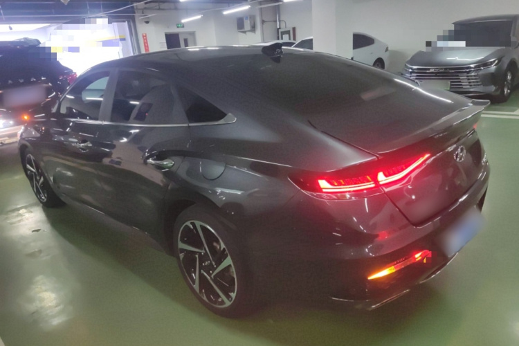 现代 菲斯塔 2019款 280TGDi 智享版 国VI车身外观4