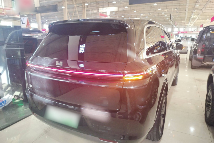 理想汽车 理想L8 2024款 Pro车身外观7