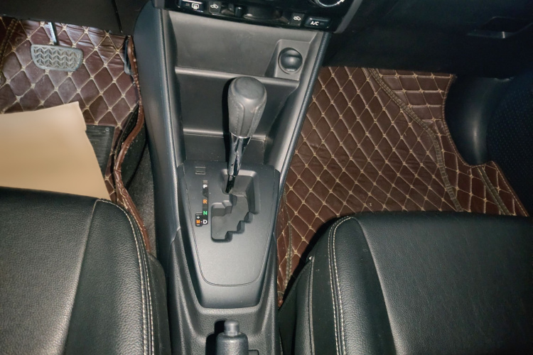 丰田 威驰FS 2017款 1.5L CVT锋驰版局部细节18