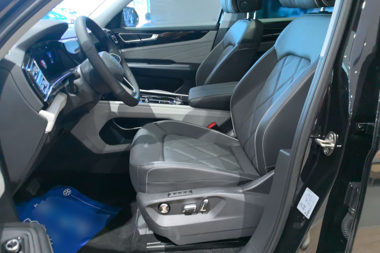 大众 途昂 2024款 380TSI 四驱龙祥版中控内饰19