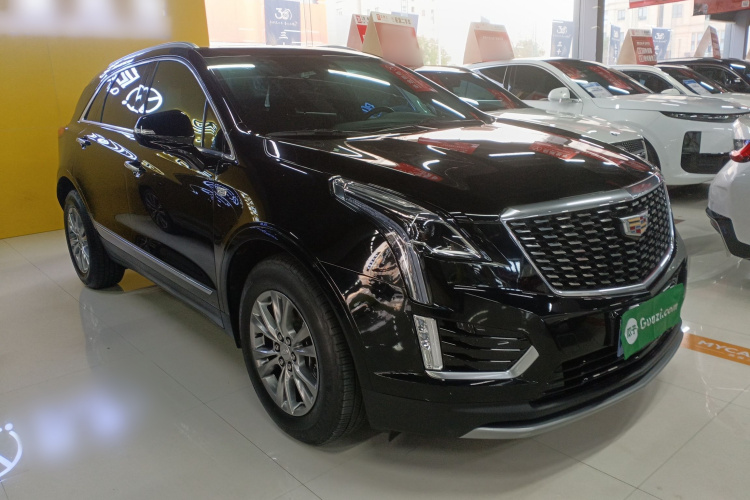 凯迪拉克XT5 2022款 2.0T 两驱豪华型车身外观3