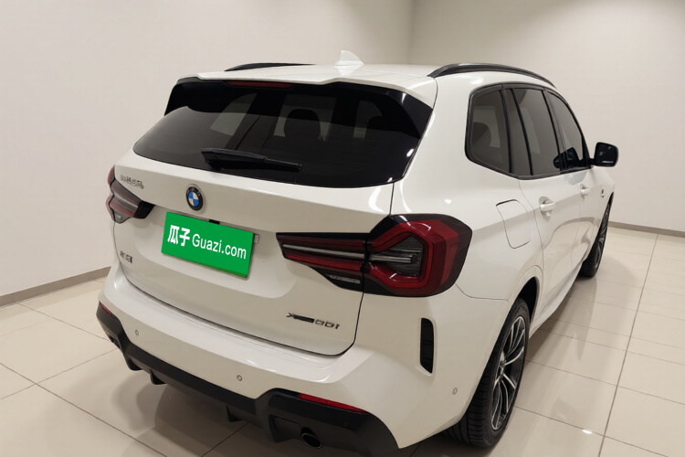 宝马X3 2023款 xDrive30i 领先型 M曜夜套装车身外观7