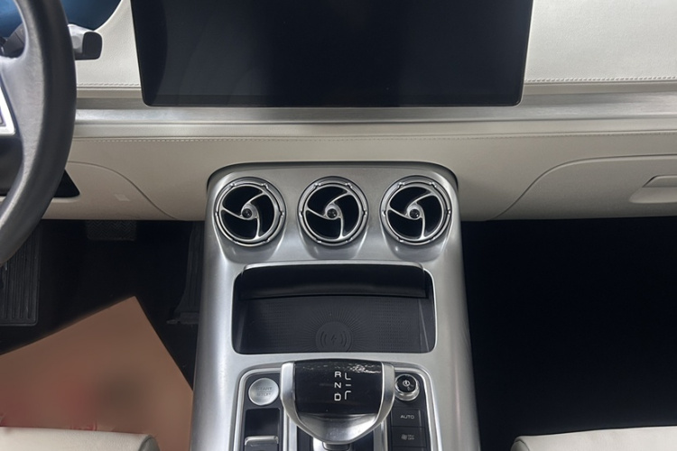 腾势X 2020款 纯电旗舰版中控内饰7004