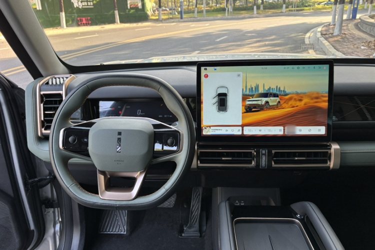 奇瑞iCAR 03 2024款 401km 两驱标准进阶版中控内饰7011