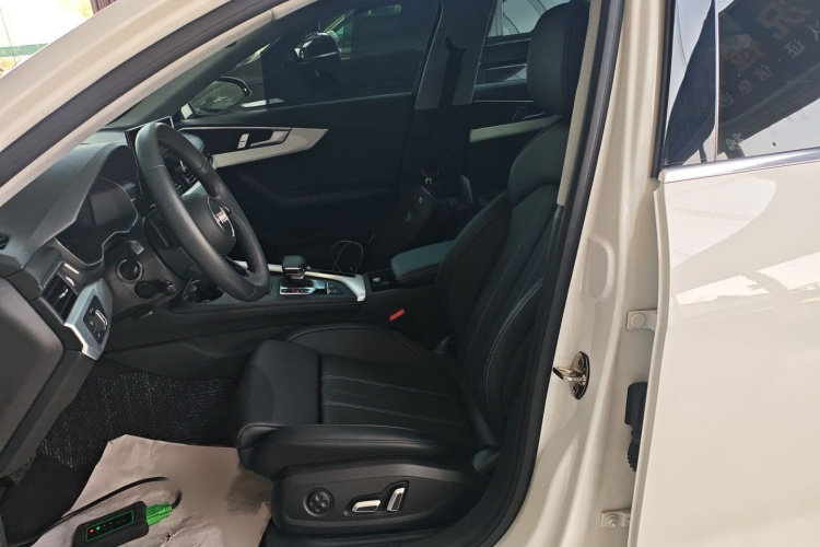 奥迪A4L 2024款 40 TFSI 时尚动感型局部细节19