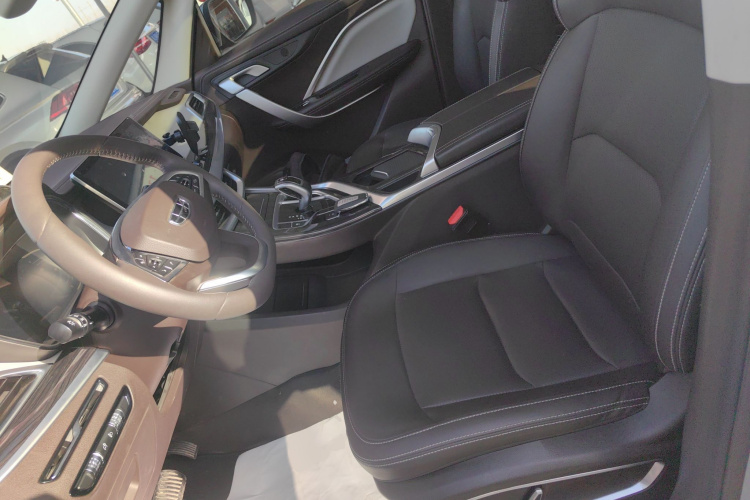 吉利汽车 嘉际 2021款 1.8TD DCT豪华型中控内饰19