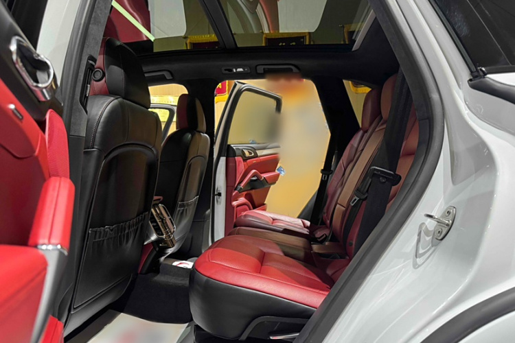 保时捷 2016款 Cayenne GTS 3.6T中控内饰7002