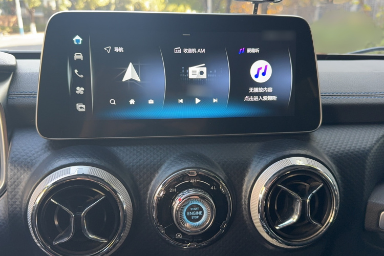 北京越野 北京BJ40 2021款 2.0D 自动四驱刀锋英雄版侠客型局部细节16