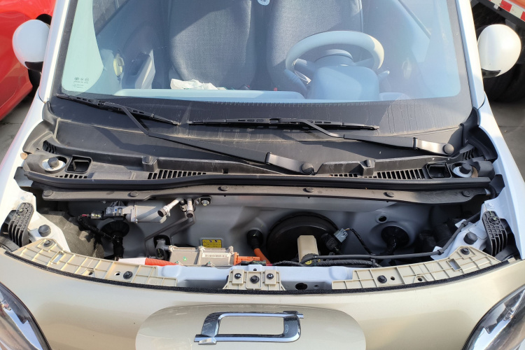 奔腾小马 2025款 222km 灵动马局部细节24