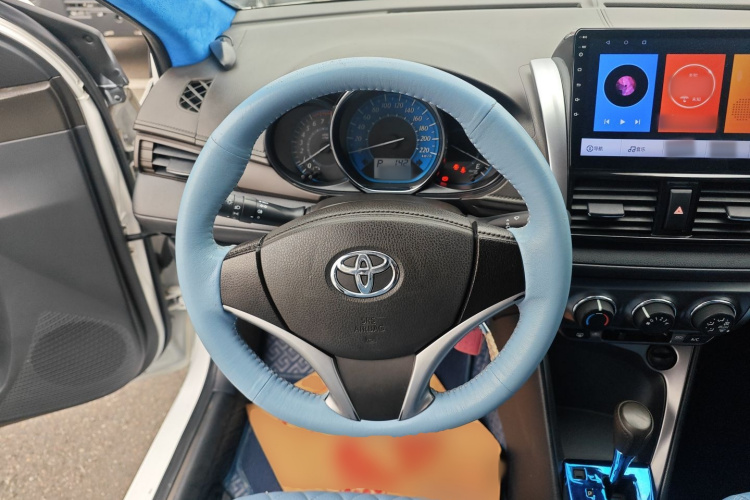 丰田 YARiS L 致炫 2015款 1.5E 自动魅动版中控内饰13
