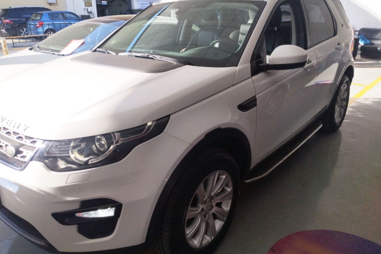 路虎 发现神行 2018款 240PS SE版车身外观4