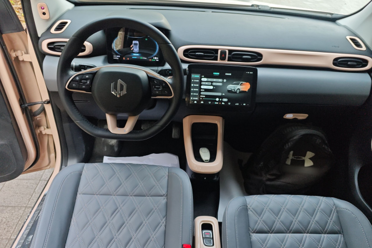 零跑汽车 零跑T03 2021款 400豪华版中控内饰7002