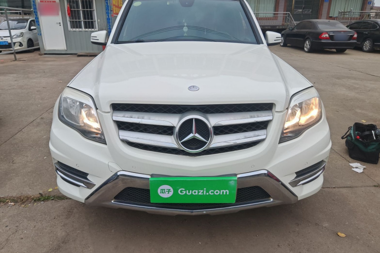 奔驰GLK级 2015款 GLK 260 4MATIC 动感型 极致版车身外观2