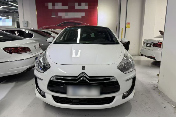 DS 5 2014款 1.6T 豪华版THP160车身外观6008